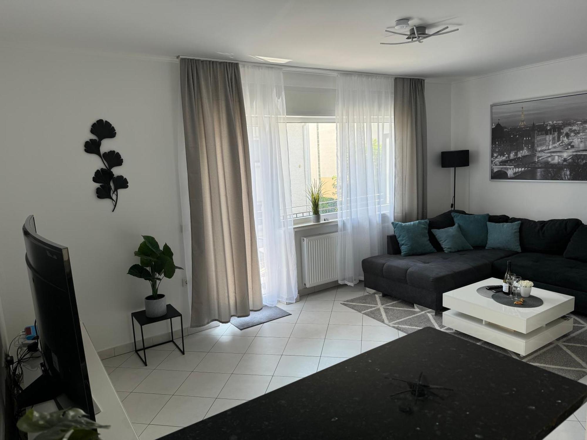 Traumhafte Kurstadt Apartment Moderne 2Zkb Balkon Pkw Stellplatz 바트나우헴 외부 사진