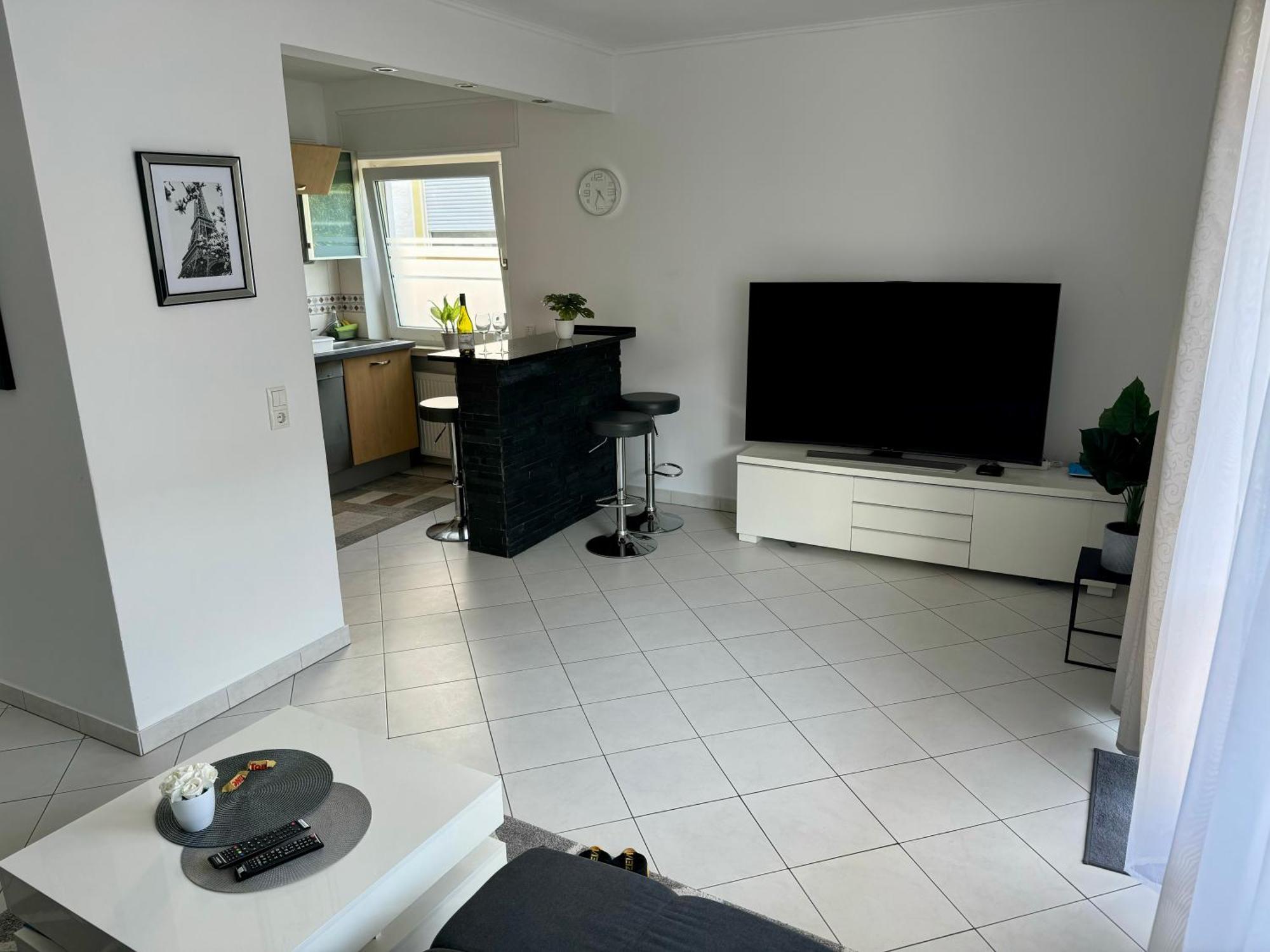 Traumhafte Kurstadt Apartment Moderne 2Zkb Balkon Pkw Stellplatz 바트나우헴 외부 사진